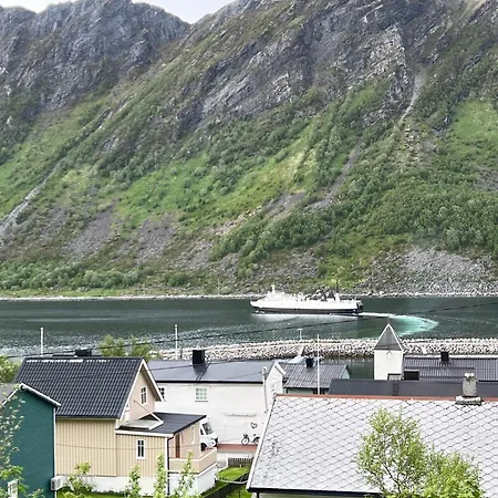 Feelsenja House Feriehus *